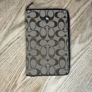 COACH Signature Logo Tablet E-Reader Case Brown Beige Classic Zip Up 8.5 x 5.5